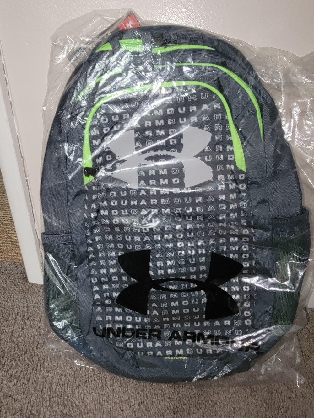 Under Armour Men's Gray & Green Backpack